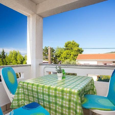 1-Bedroom Apartment With Loggia In Punat Island Krk Eksteriør billede