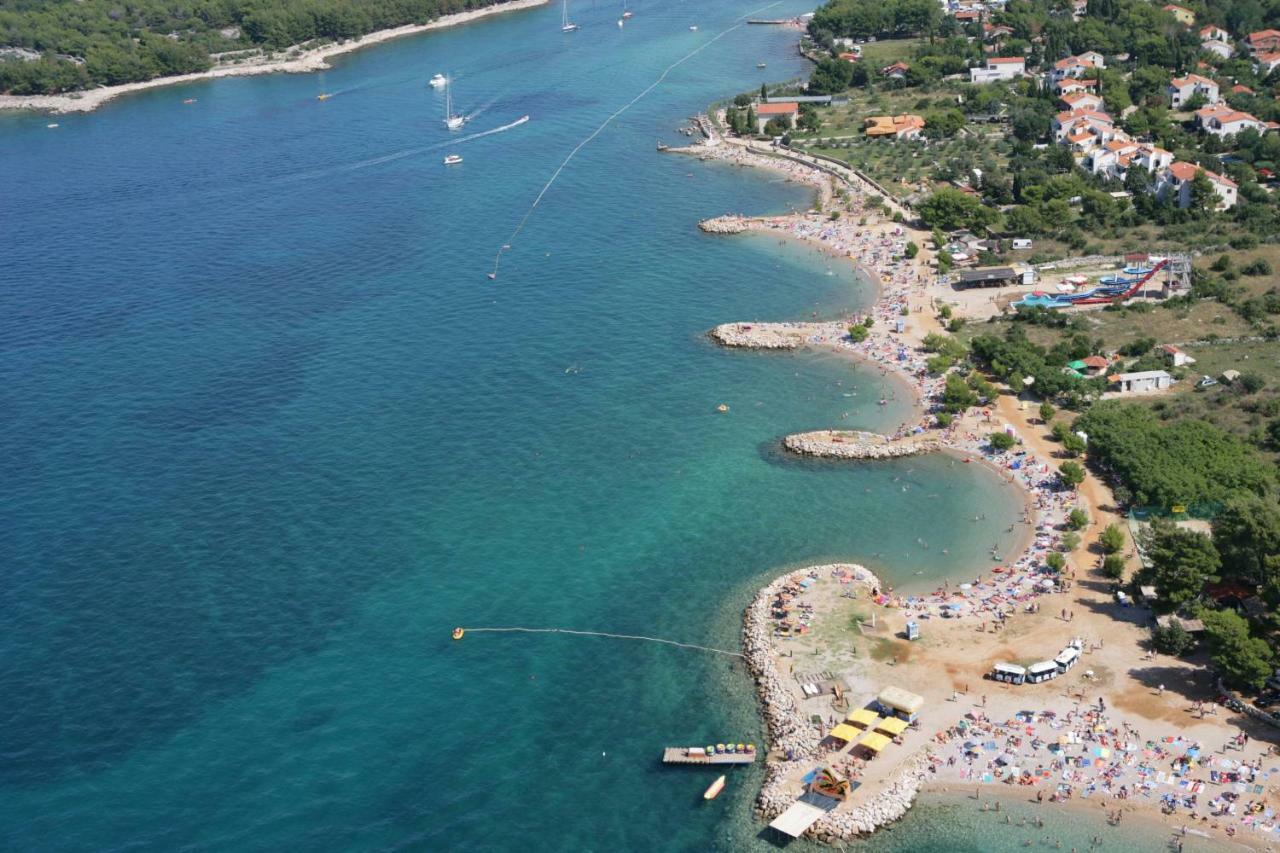 1-Bedroom Apartment With Loggia In Punat Island Krk Eksteriør billede
